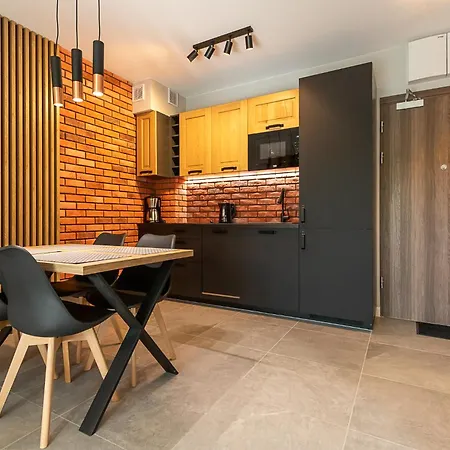 Rentplanet - Stone Hill Apartmán