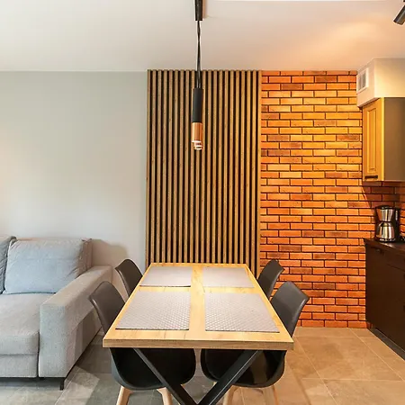 Rentplanet - Stone Hill